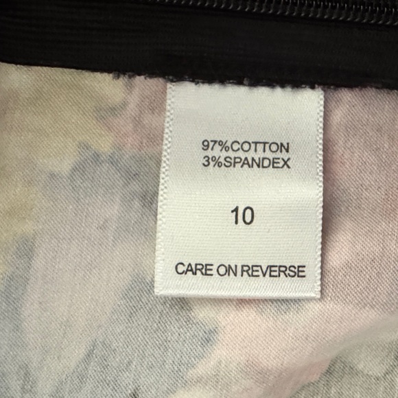 New York & Co Floral A-Line Skirt - Picture 4 of 5